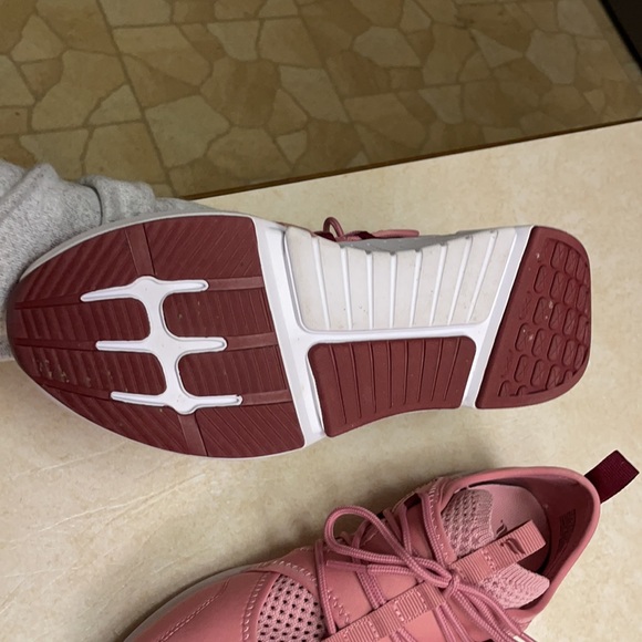 Fabletics Shoes - Picture 2 of 3